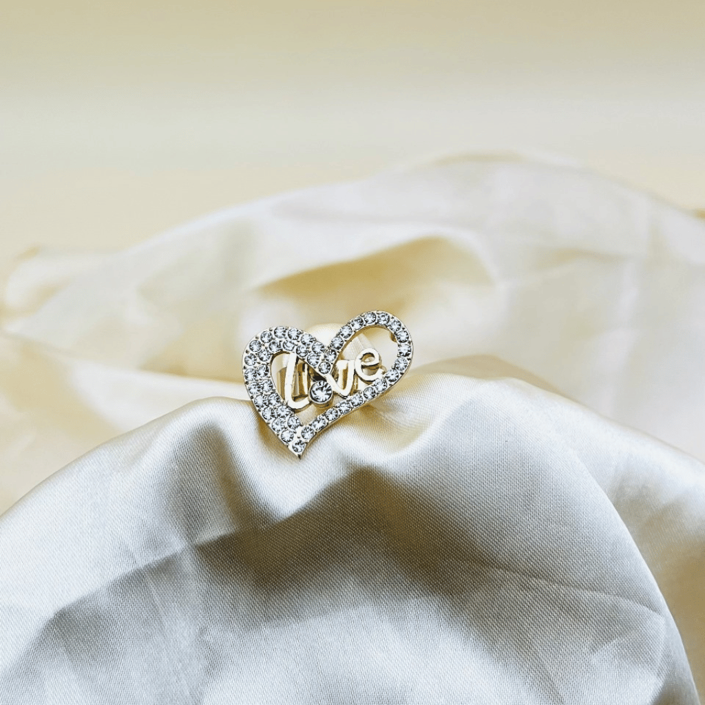 1 Piece Imported Radiant Love Heart Crystal Ring For Girls & Women