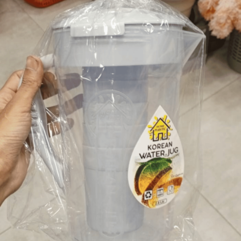 2.8 Liter Premium Water Jug with 6 Glasses (Random Color)