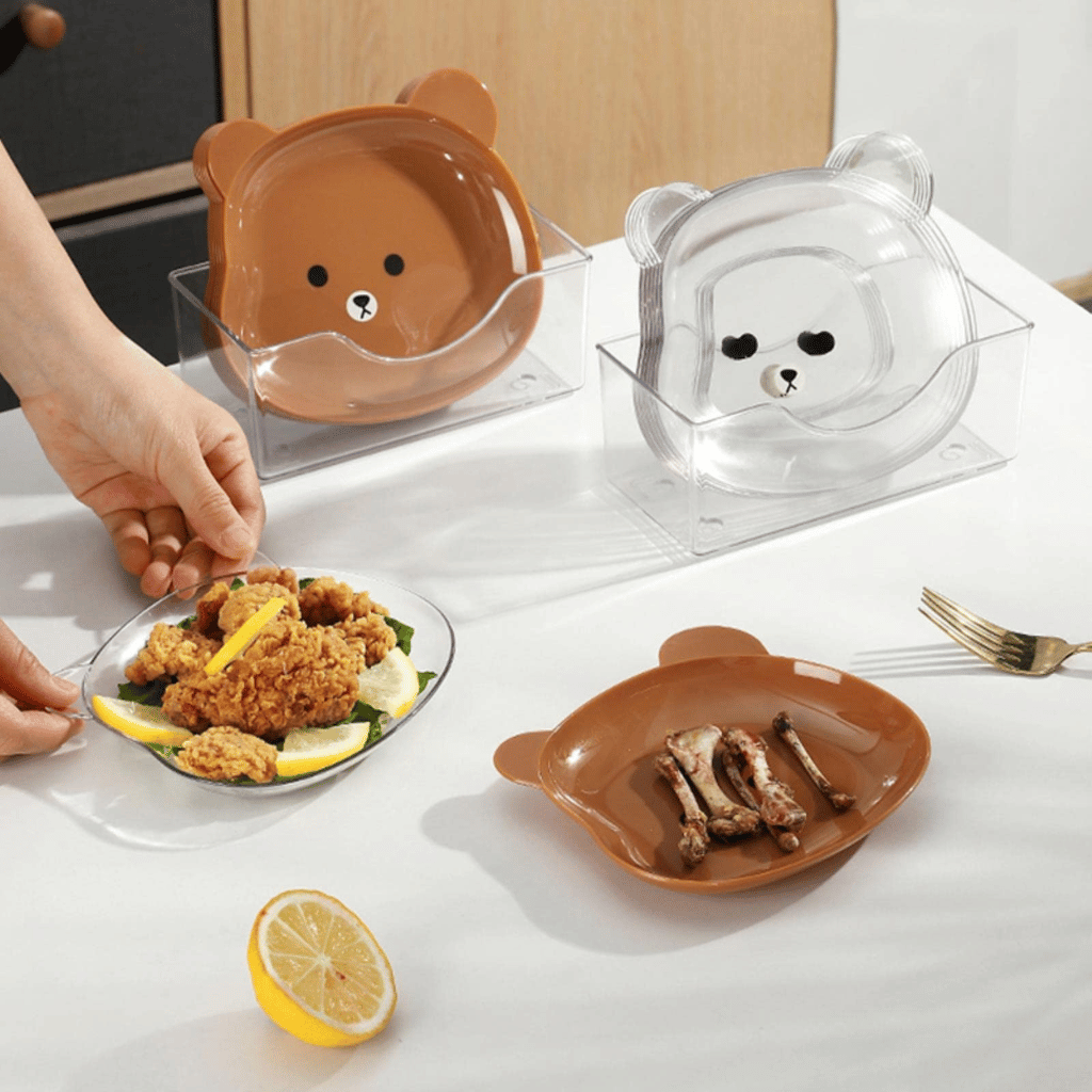8 Plates With Stand Bear Design Durable Quality Stylish (Random Color)