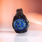 Yhely Rubber Strap Men Watch (Random Color)