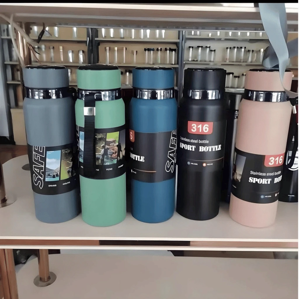316 Stainless Steel Insulated Leak Proof Sport Water Bottle 800Ml (Random Colour)