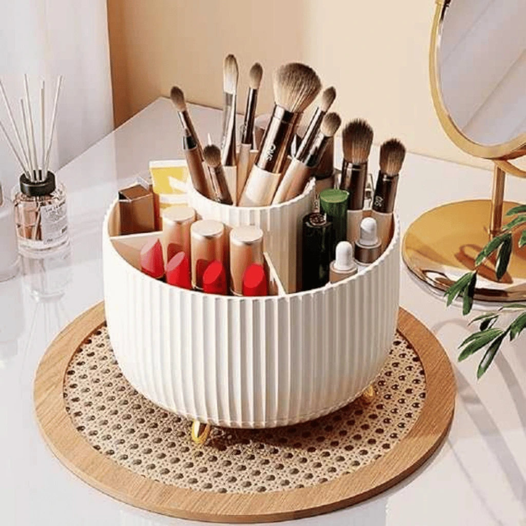 360° Rotating Makeup Brush Holder – Dust-Proof Organizer with Transparent Lid