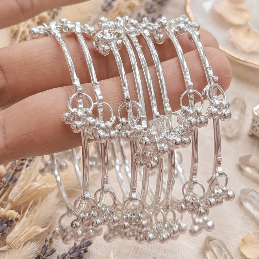 Kashmiri Chudi – Traditional Ethnic Bangles with Vibrant Colors