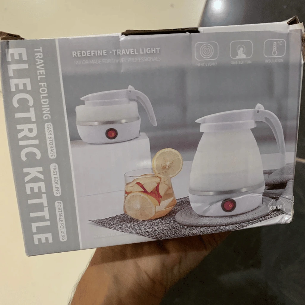 Fast Water Boiling 600 Ml Foldable Electric Sports Kettle (Random Color)