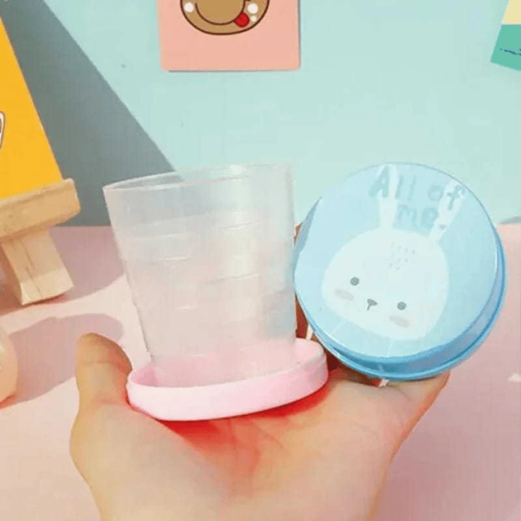 Foldable Magic Glass for Kids – Portable Collapsible Travel Cup with Lid