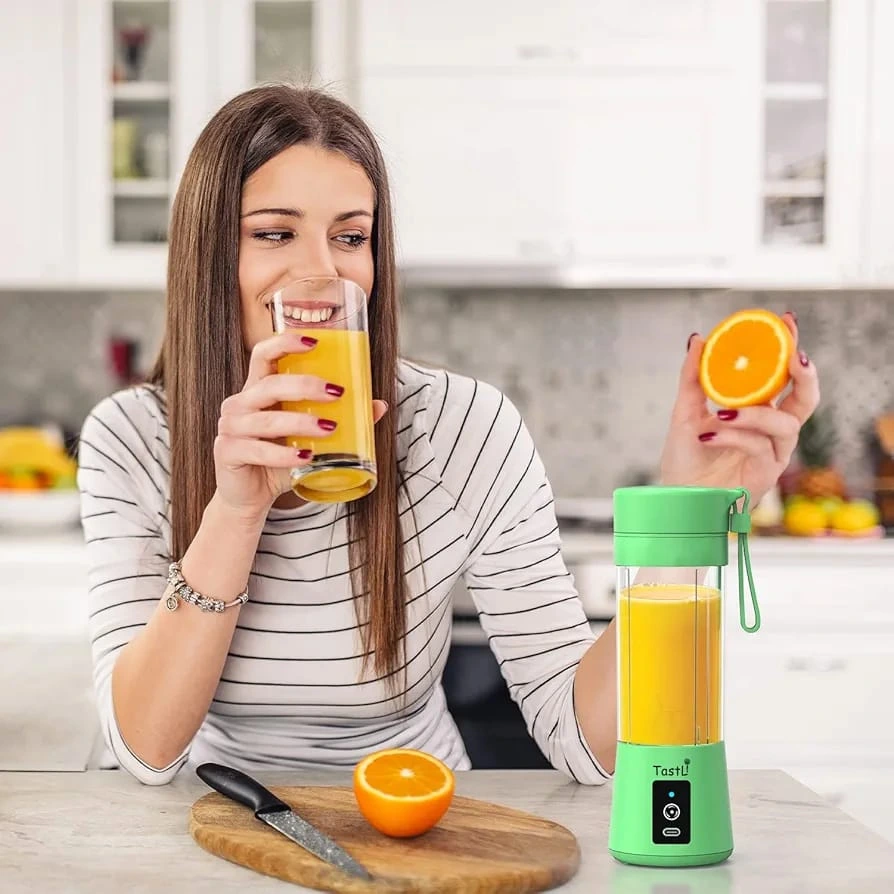 Mini Portable Juicer Blender USB Rechargeable 380ml