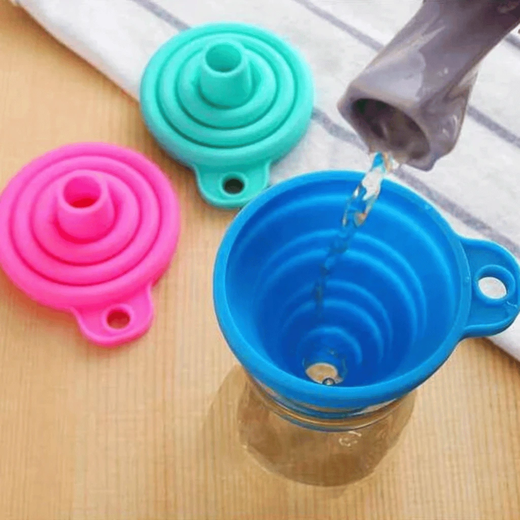 Pack of 3 Silicone Oil Funnel, Kitchen Liquid Oil Dispensing Tool (random color)