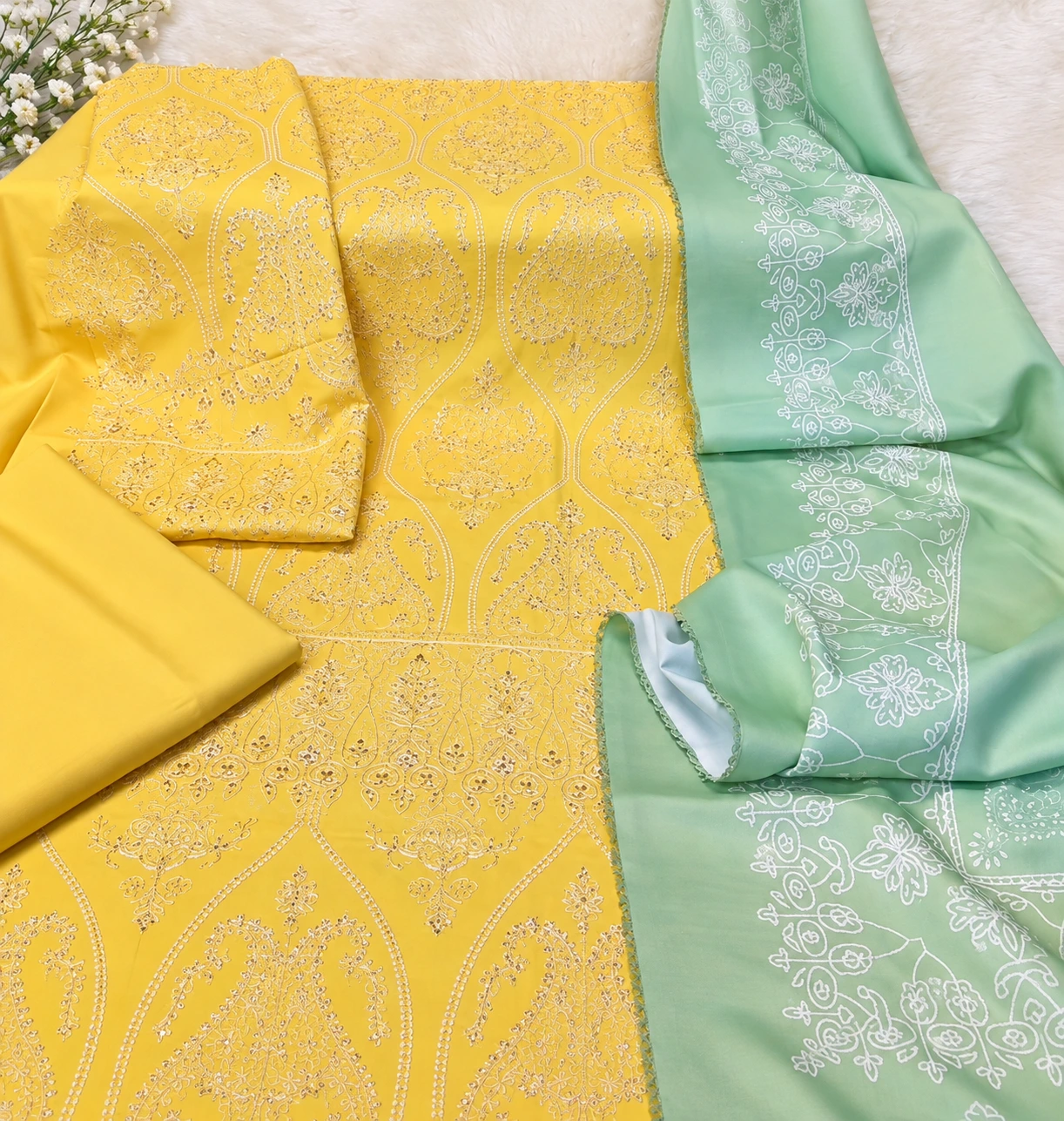 Dhanak 3 Piece Embroidered Suit | Embroidered Kameez & Sleeves